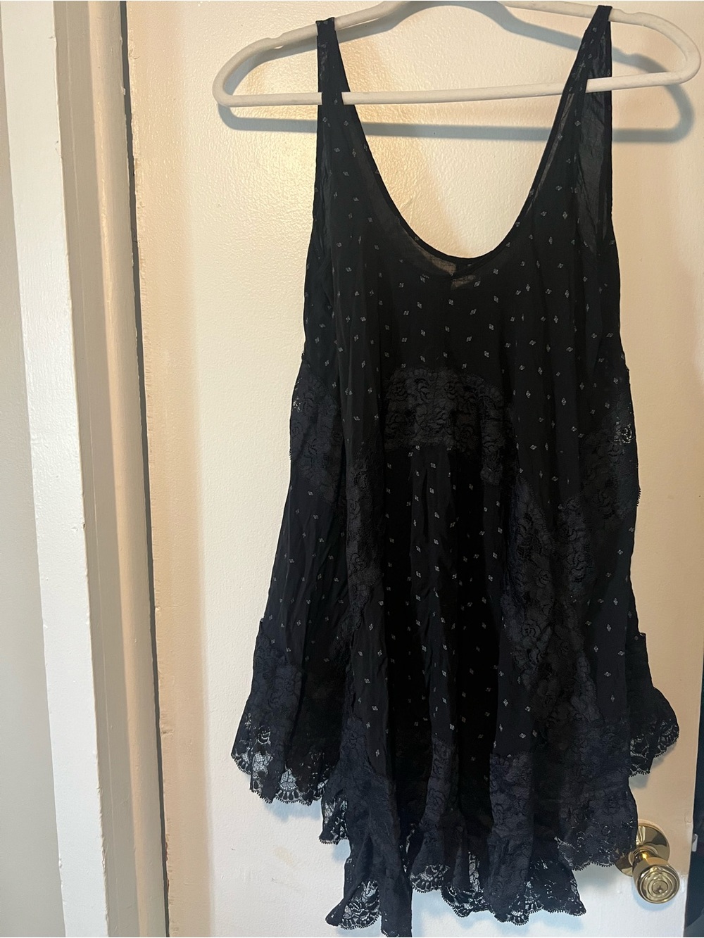 Temptations Black Lace-Trimmed Camisole Tank